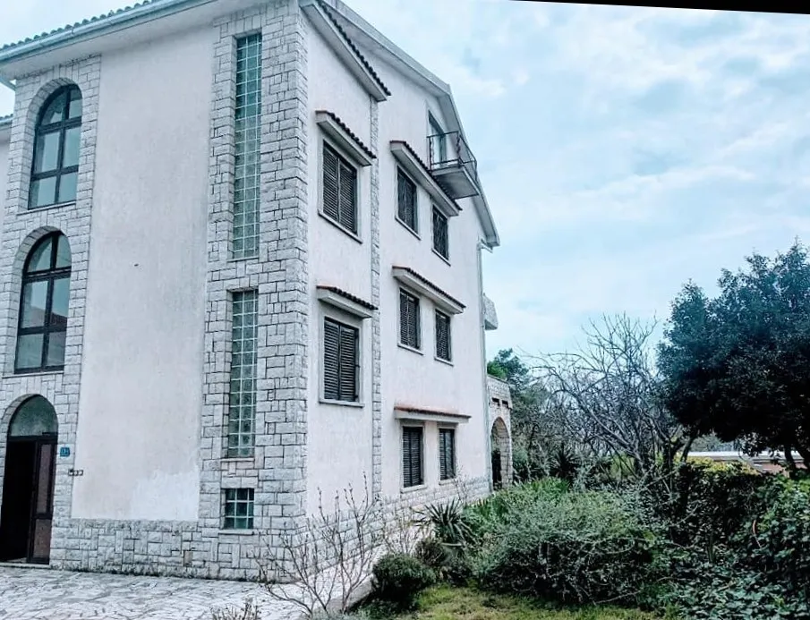 velika kuća s okućnicom na pehlinu, rijeka, 580m+1000m2 - slika 2