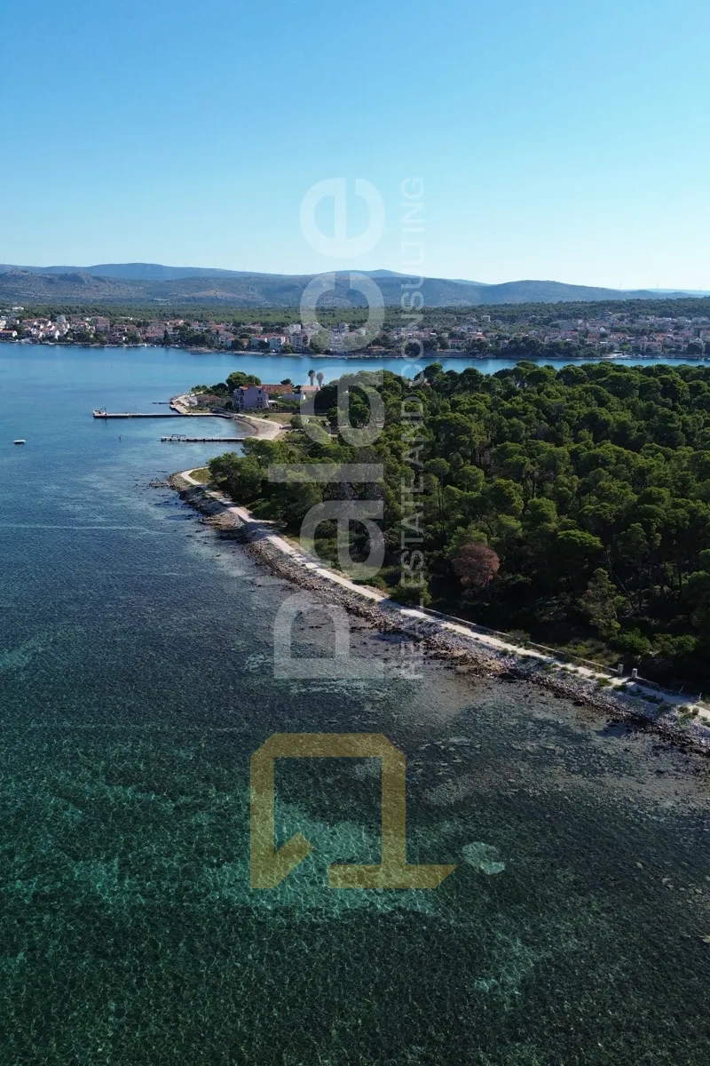 zemljište prvi red do mora, 474m2, krapanj - slika 2