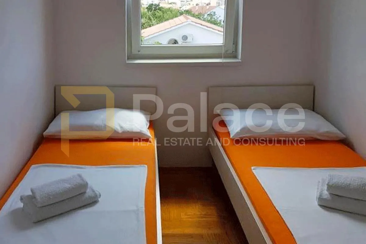 malinska dubašnica stan 61 m² s pogledom na more i okućnicom 285.000 € - slika 8