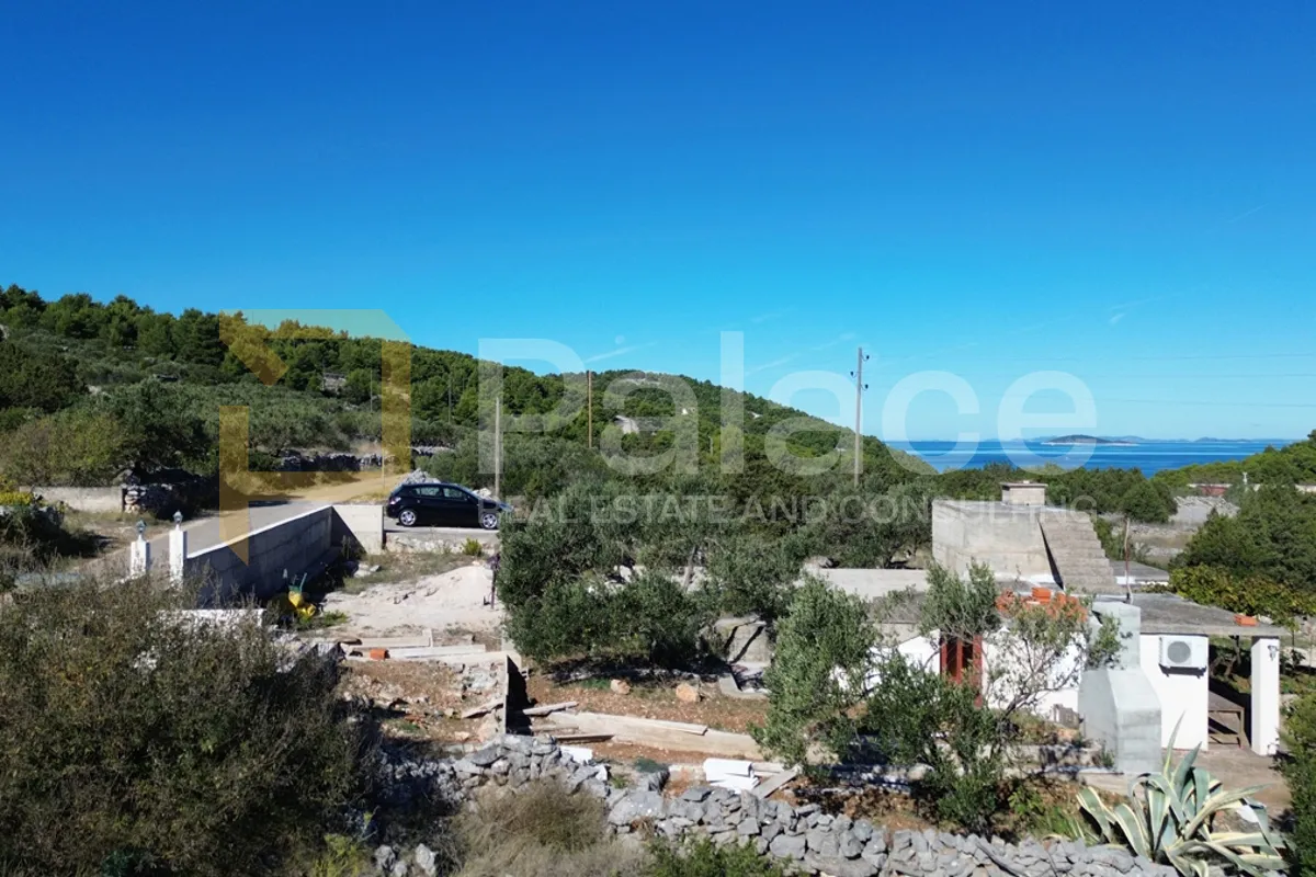 građevinsko zemljište sa predivnim pogledom neposredno uz obalu, žirje - slika 10