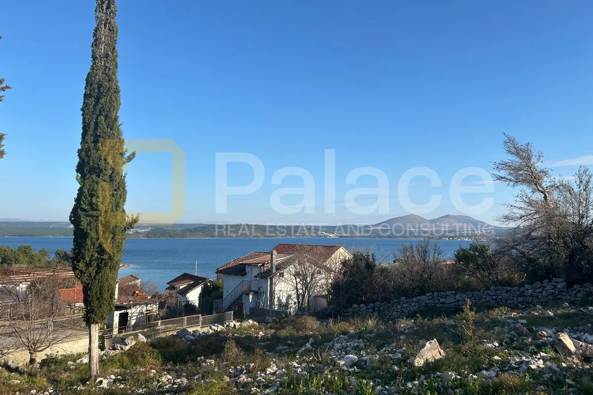 atraktivno građevinsko zemljište u raslini 931 m2 - slika 4