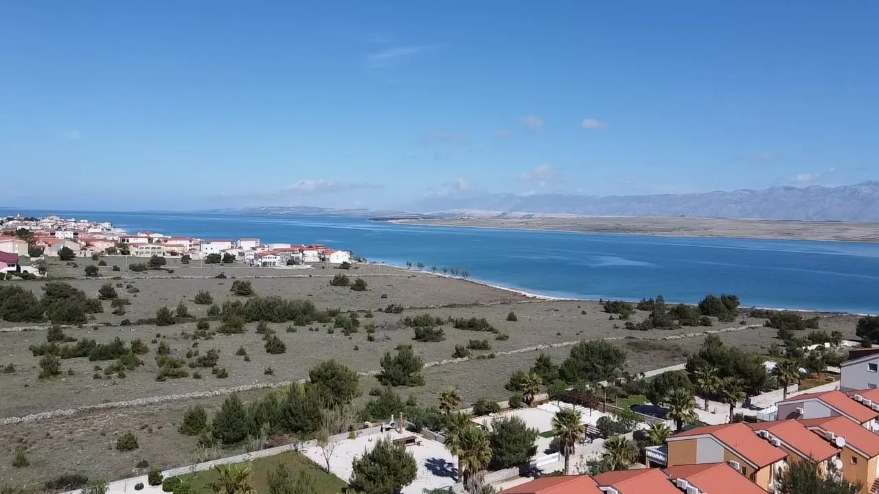 Poljoprivredno zemljište 600m od mora 4084m2 - Vir