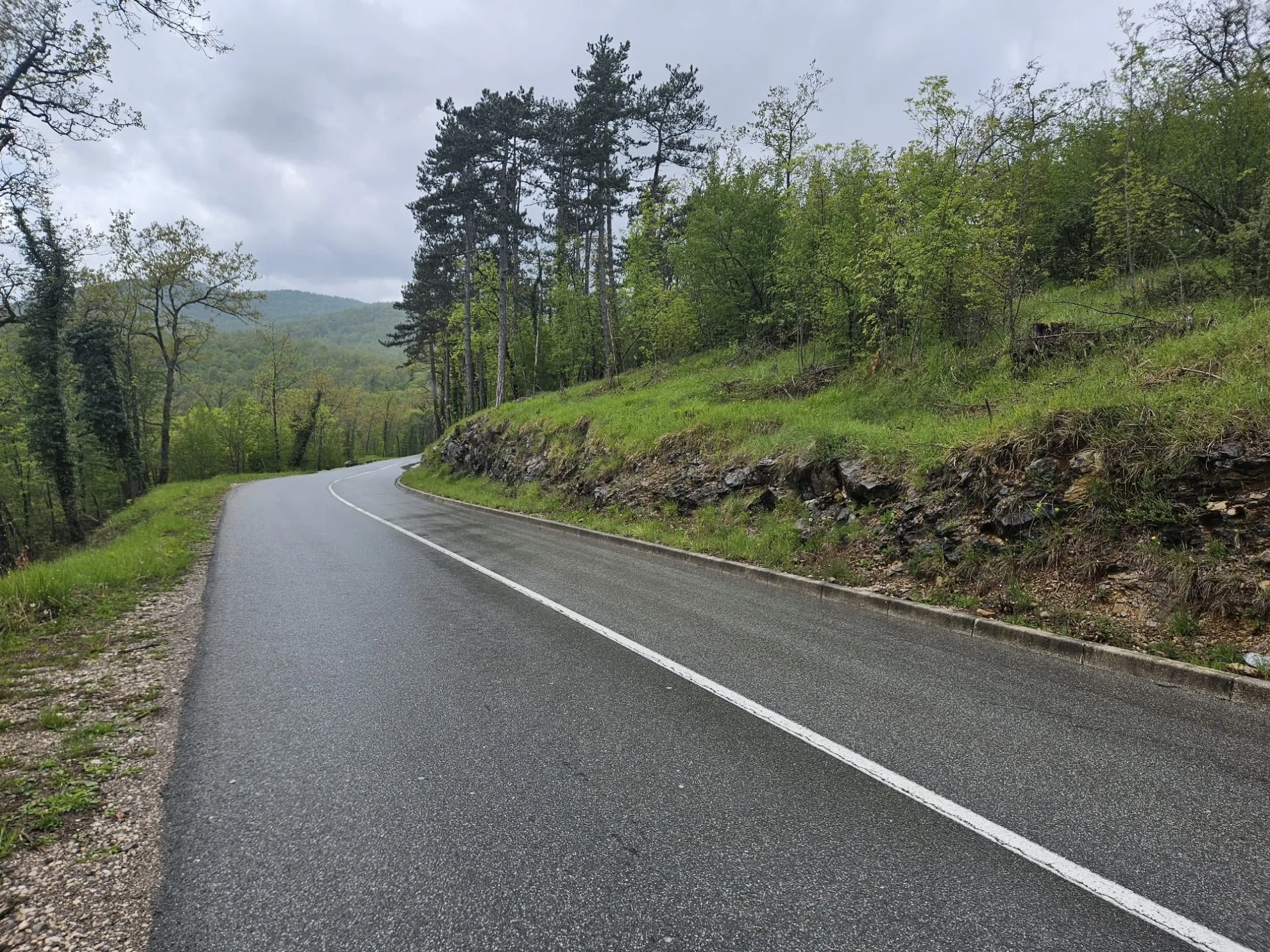 poljoprivredno zemljište uz cestu – mali brgud, 3339m2 - slika 3