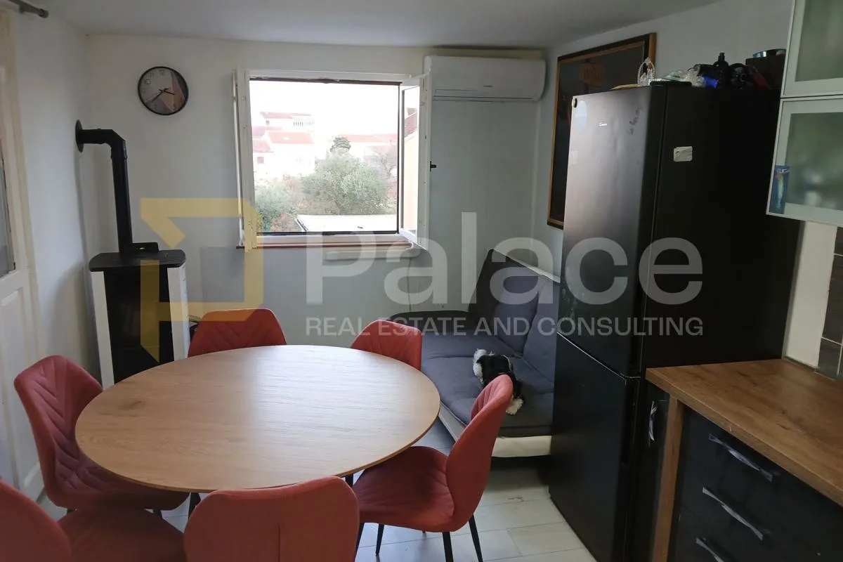 Trosoban stan na prvom katu kuće, 66 m2 - Stubalj, Bilice