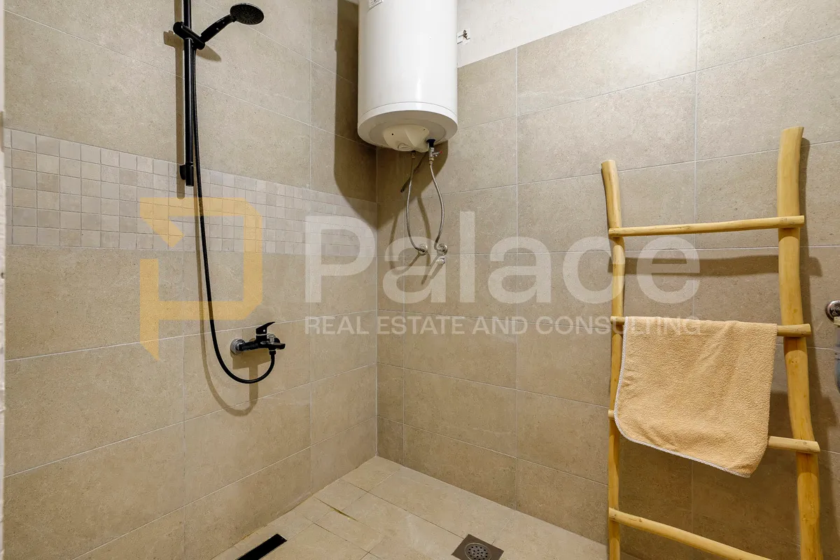 moderan, renoviran stan lijepog tlocrta u centru šibenika, 71 m2 - slika 21
