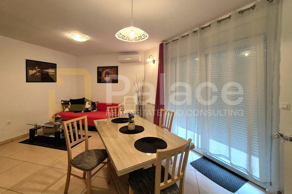 prilika! prodaja samostojeće kuće sa 4 apartmana, 347 m2, pula - slika 8