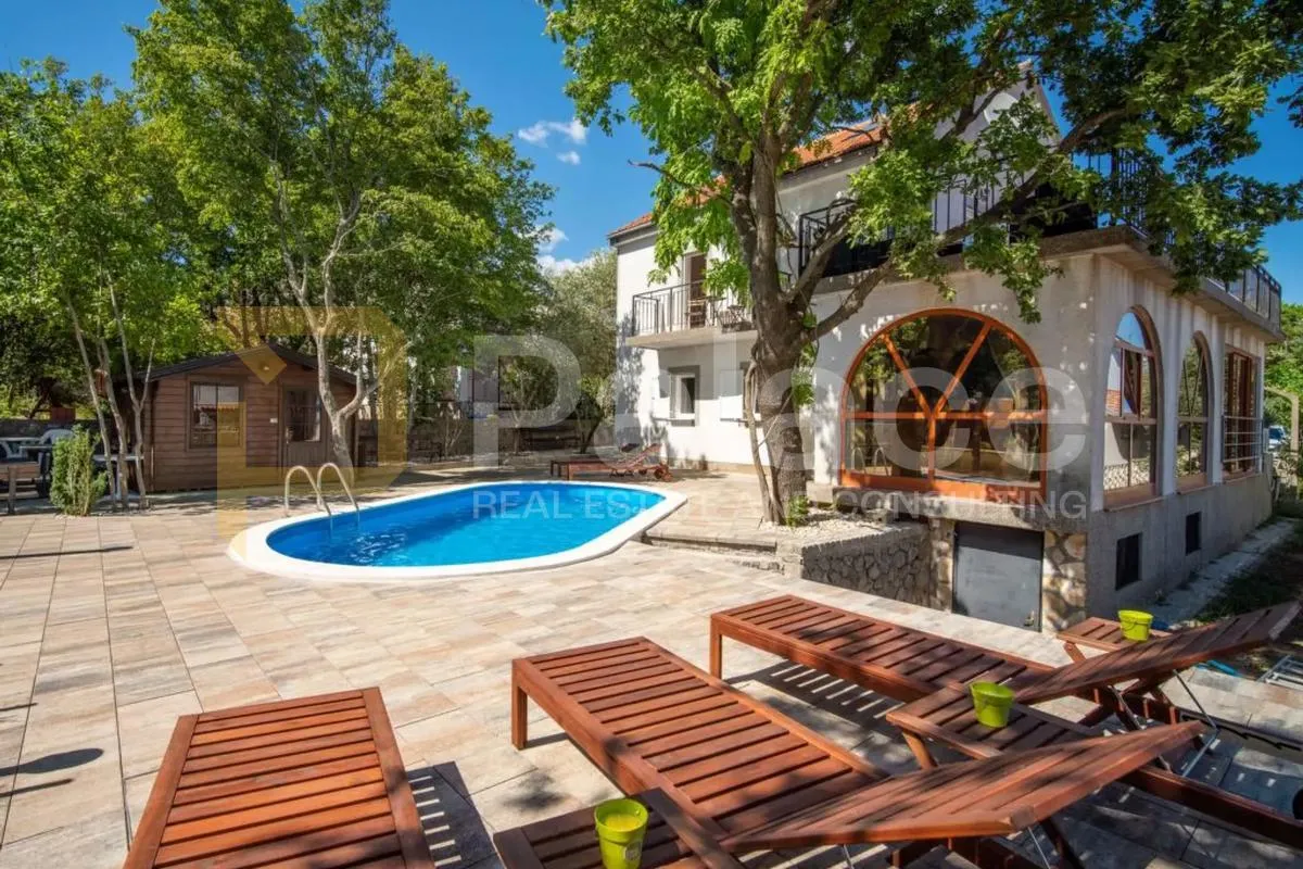 bazen, mir i more – jedinstvena kuća na otoku krku, kornić, 250m2 - slika 2