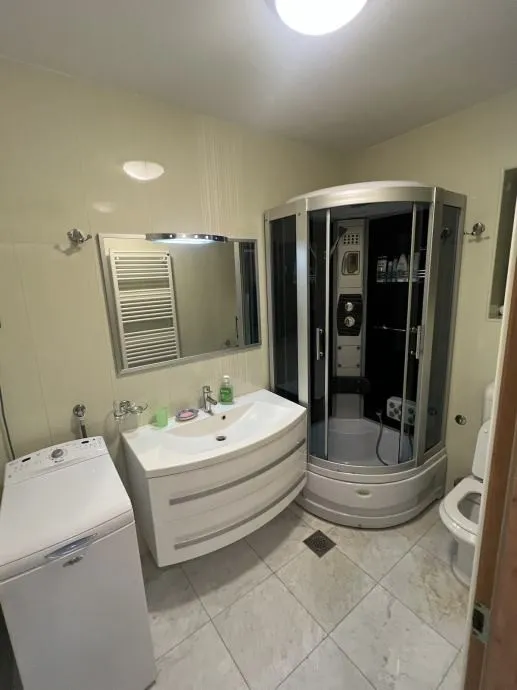 predivna kuća s tri apartmana u centru grada, 150m od mora, opatija - slika 23