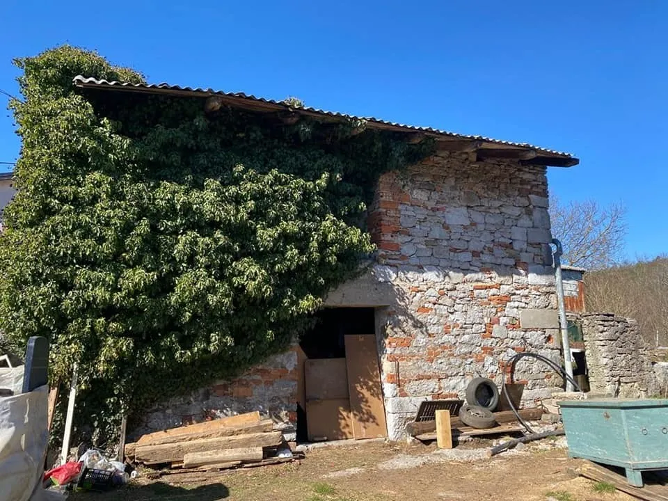 šest kuća/starina i gospodarskih zgrada s zemljištem, matulji - slika 9