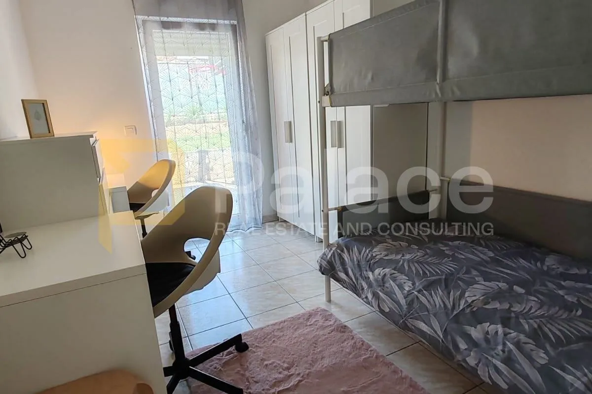 trosobni stan s pogledom na more 148m2 - slika 8
