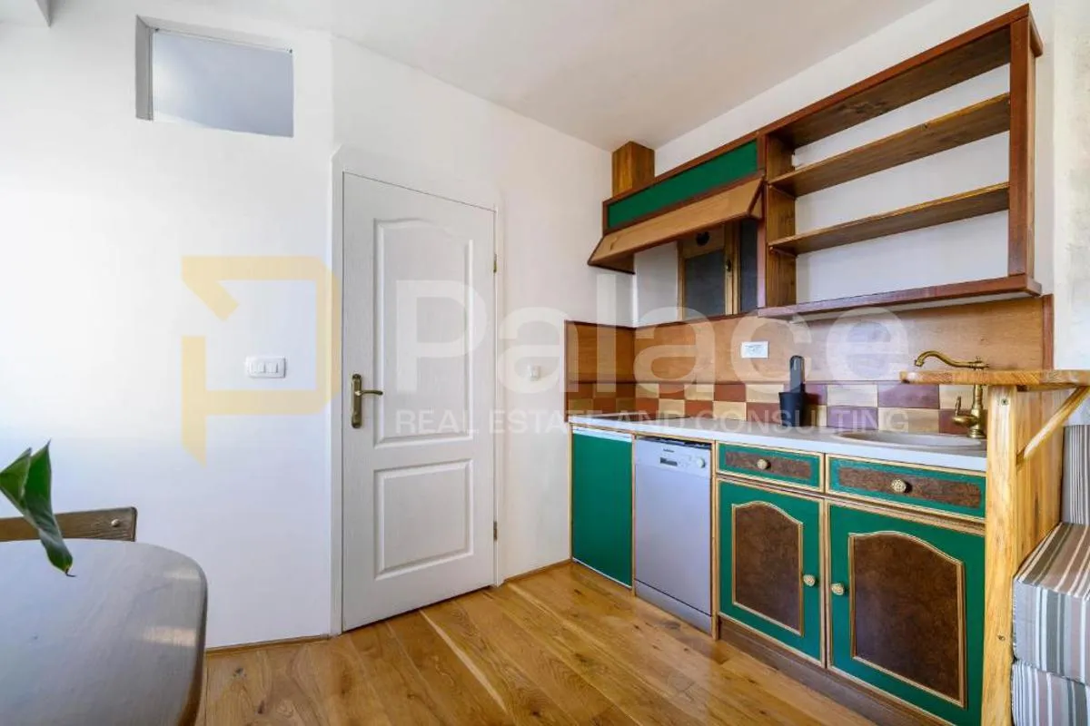 tri stambene jedinice u staroj jezgri šibenika, 150m2 - slika 12