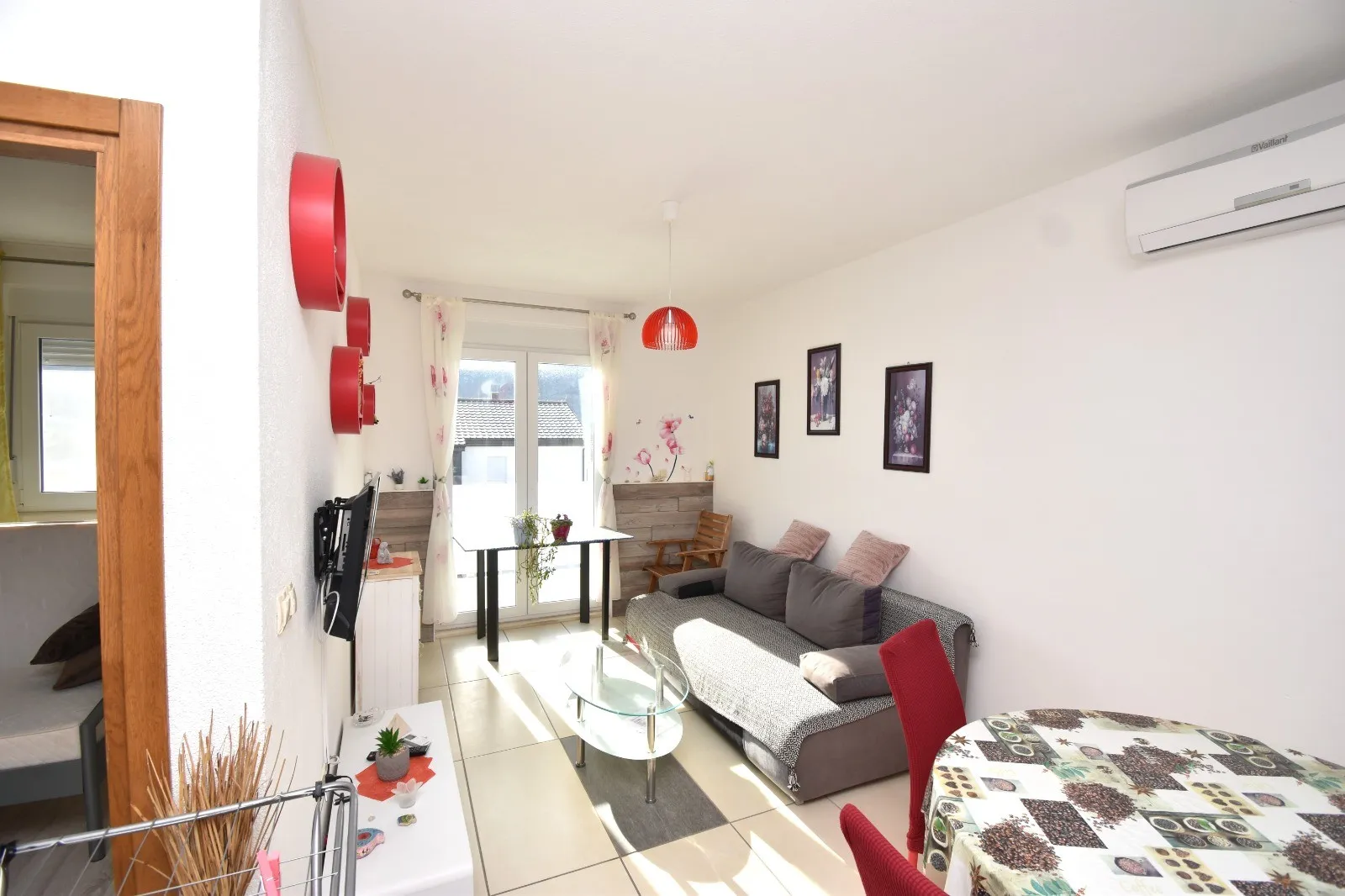 samostojeća kuća s apartmanima blizu plaže, grebaštica 270 m2 - slika 15