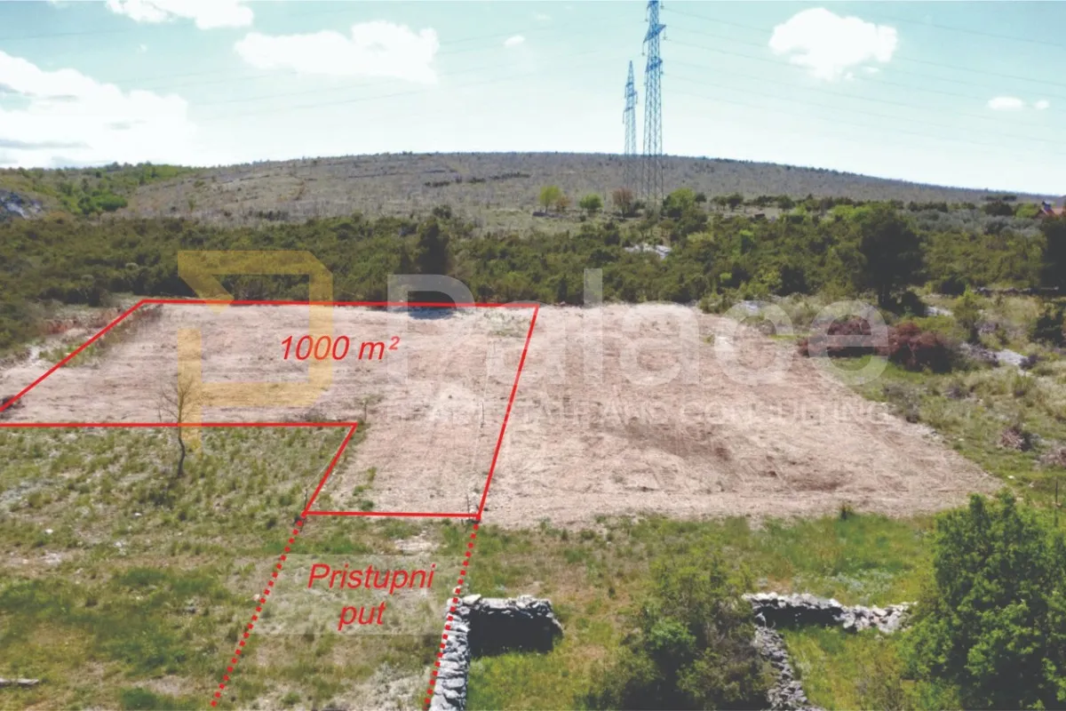 Građevinski teren 1000m2 - Danilo Kraljice - Danilo Kraljice, Šibenik