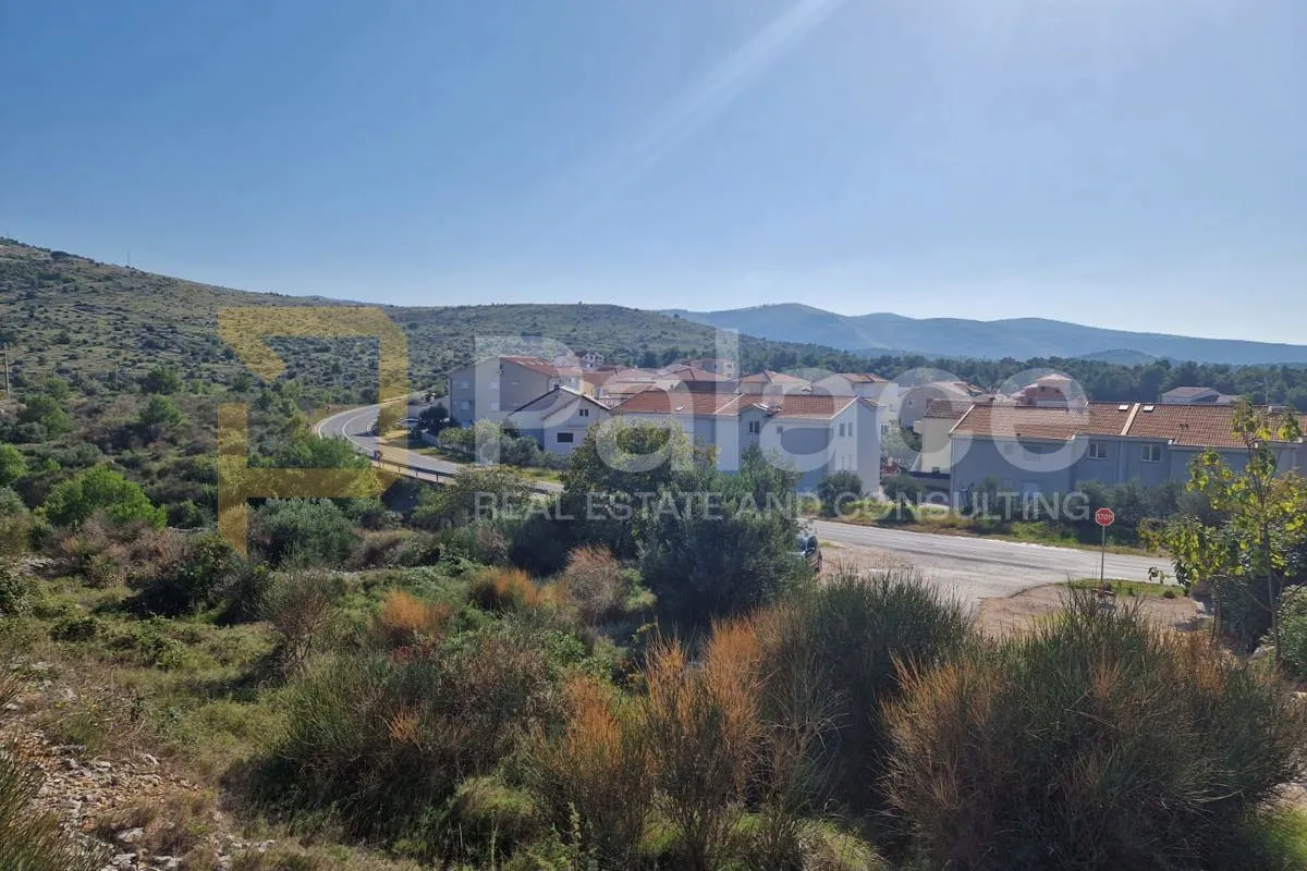 žaborić, jasenovo: građevinsko zemljište 100m od mora površine 1398m2 - slika 2