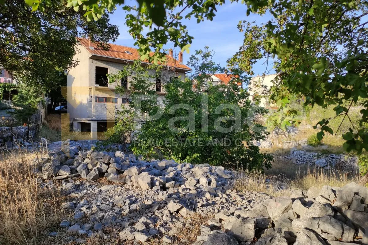 prilika! gornji humac, nedovršena kuća s okućnicom od 1.820 m² - slika 5