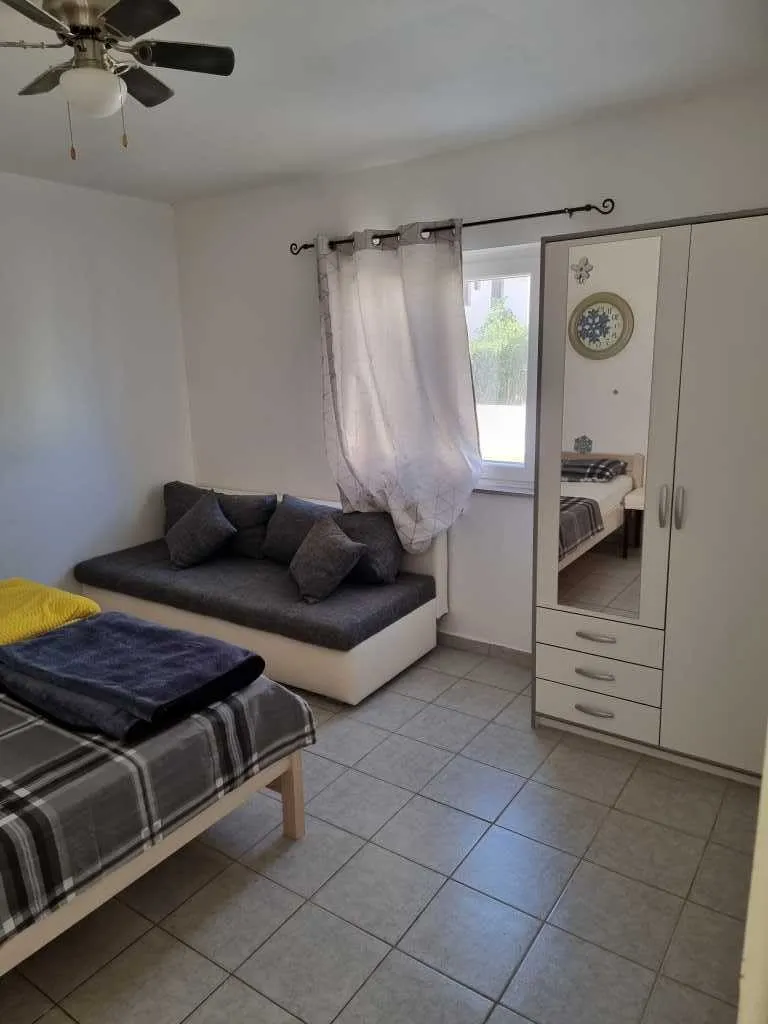 nin : apartmanska kuća na samoj obali - slika 2