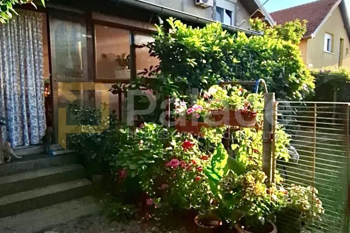 najam stambeno-poslovne kuće: kuševac, 220 m2 - slika 6