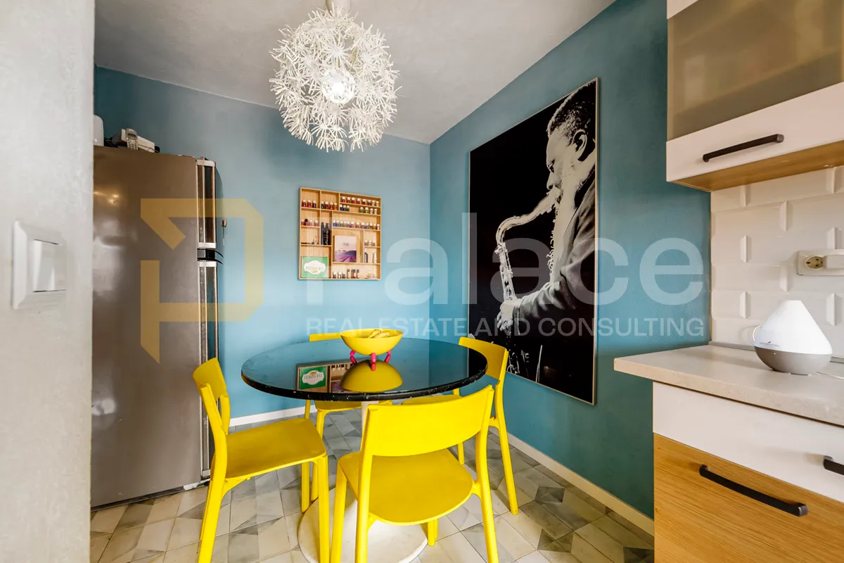 moderan, renoviran stan lijepog tlocrta u centru šibenika, 71 m2 - slika 15
