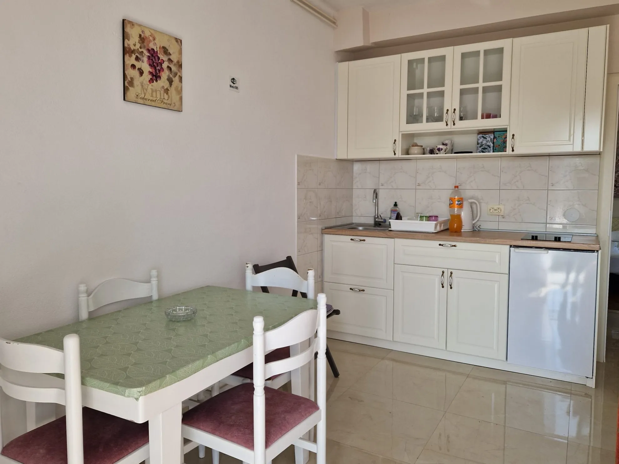 seget vranjica, prekrasna apartmanska kuća - slika 9