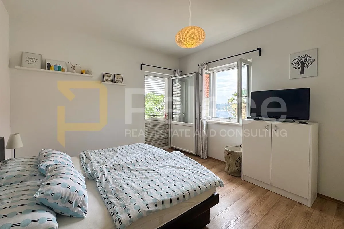 stan na pločama 103 m² s tavanom 53 m² i pogledom na more | dubrovnik - slika 4