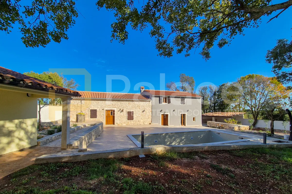prekrasna obnovljena stancija s bazenom u srcu prirode, istra - slika 16