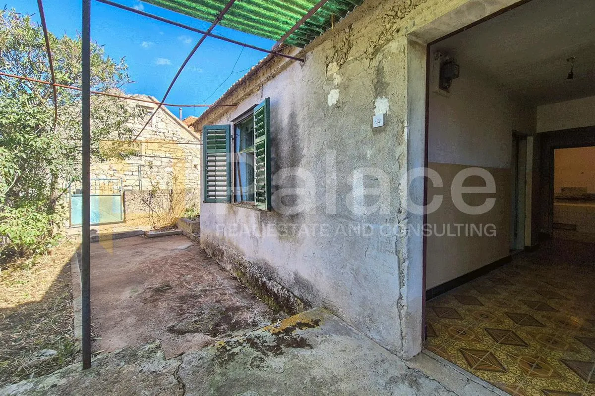 kuća prizemnica za renovaciju u jadrtovcu, 96 m² - slika 5