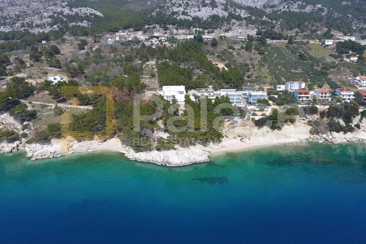 građevinsko zemljište 100m od mora s projektom i dozvolom - pisak omiš - slika 1