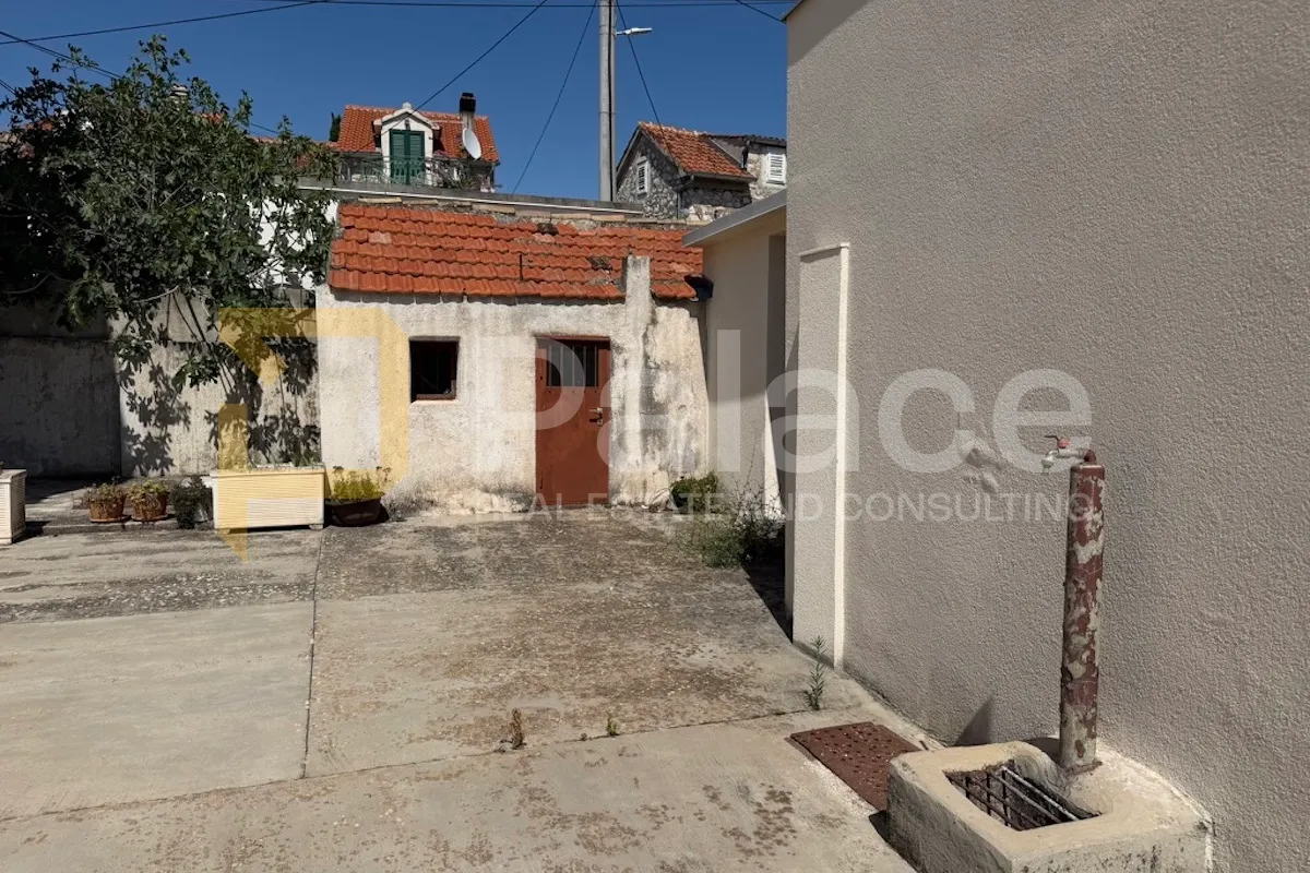 ekskluzivno: kuća s okućnicom u blizini mora u zablaću - slika 6