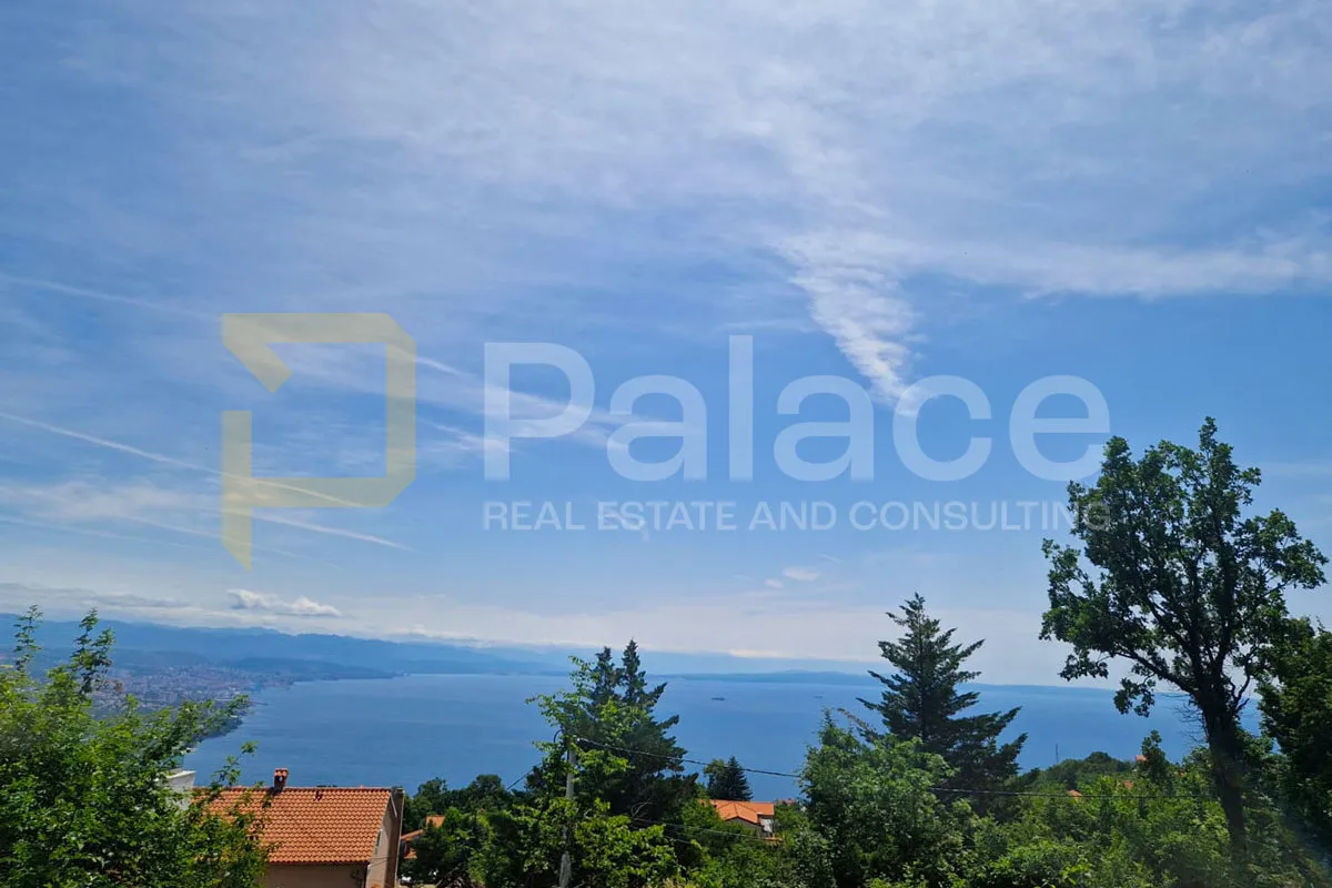 građevinsko zemljište s pogledom na more i projektom u bregima, 662m² - slika 1