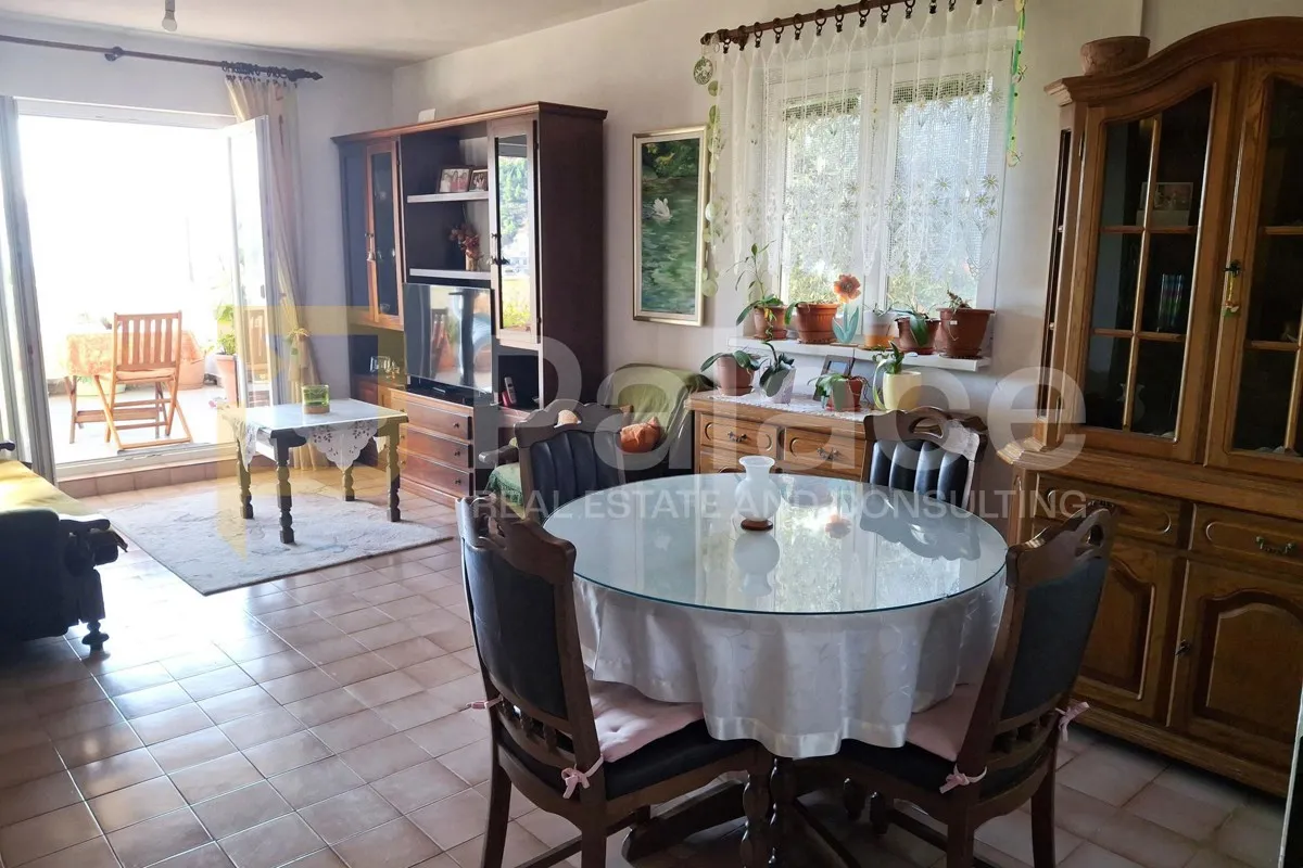 trosoban stan s pogledom na more, 95m2 + 31m2 terasa, dugi rat - slika 5