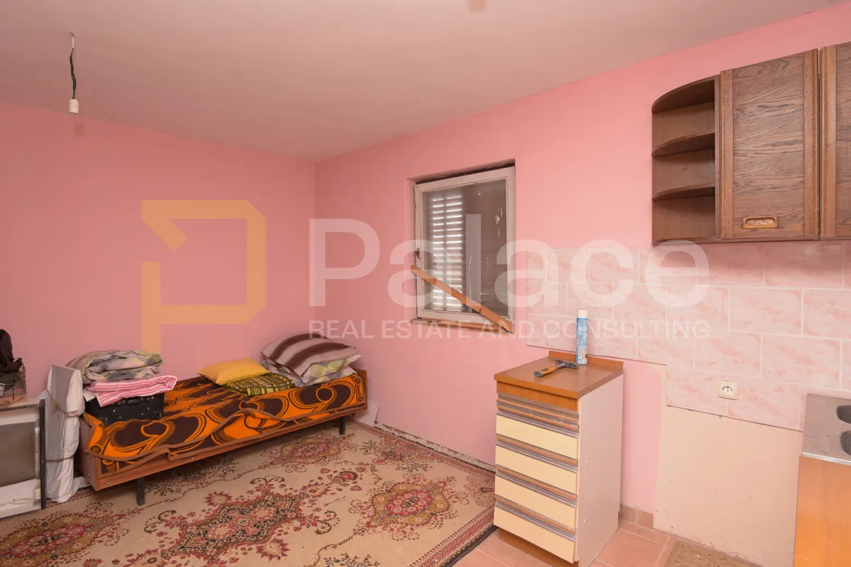 kuća s okućnicom i pogledom na more: brodarica, 572.00 m2 - slika 19