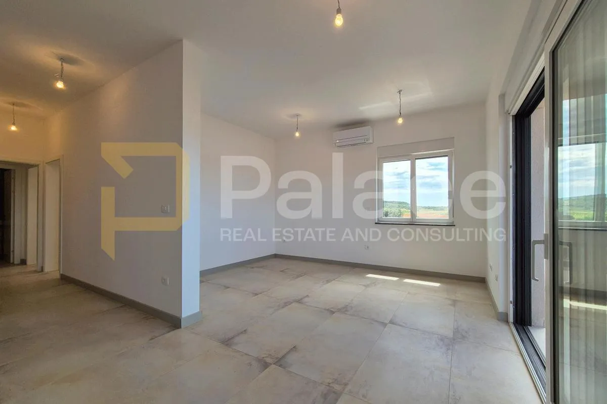 penthouse u pomeru s pogledom na more i 2 parkirna mjesta - slika 4
