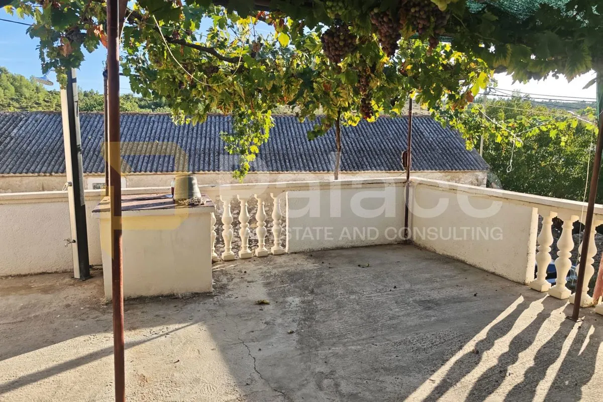 samostojeća kuća u blizini mora, ljubački stanovi - slika 2