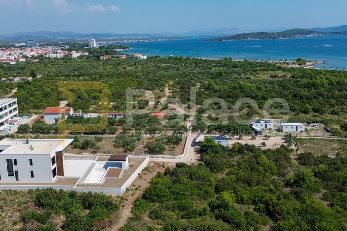 zemljište sa projektom i građevinskom dozvolom na odličnoj lokaciji - slika 1