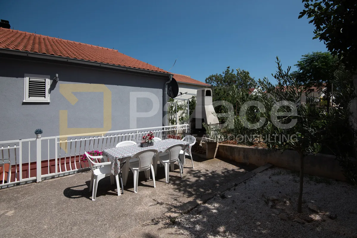 apartmanska kuća s pogledom na more, rogoznica - slika 26