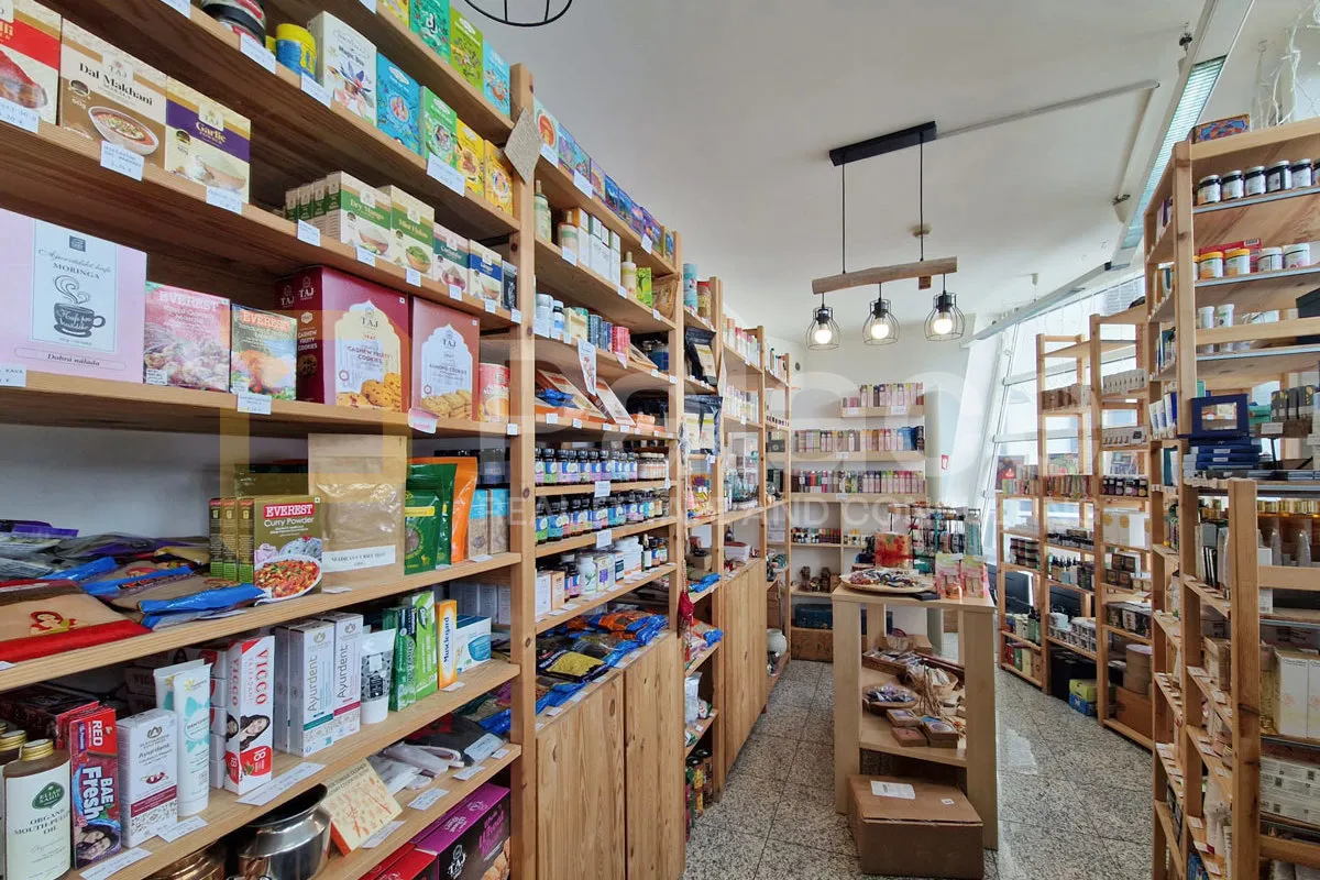 poslovni prostor 20 m² u centru rijeke - slika 2