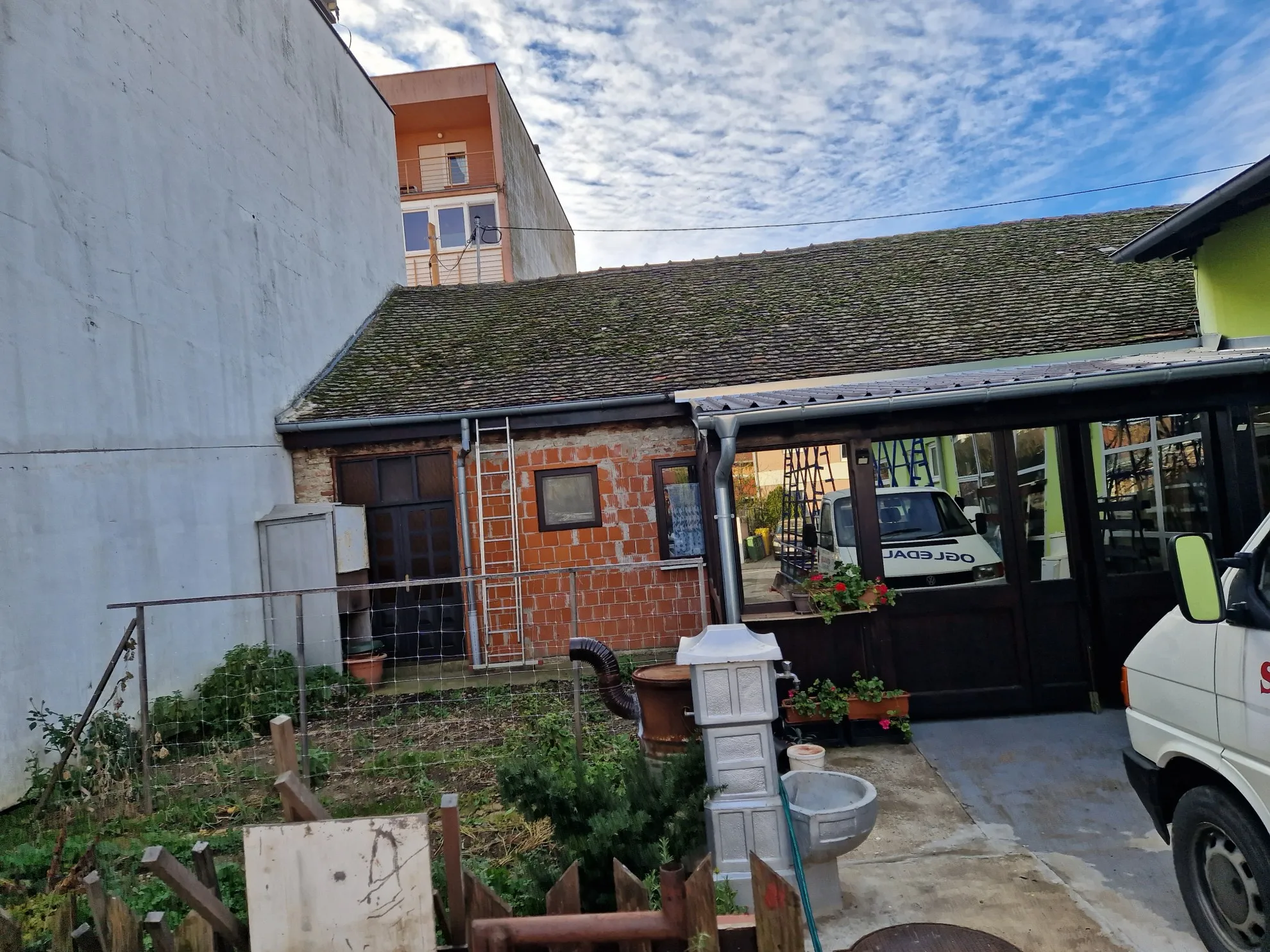 poslovni objekt s kućom,612m2.osijek - slika 5