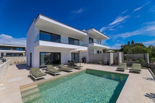 senzacionalna vila 144m2 sa bazenom, 300m od mora, jakišnica, otok pag - slika 9