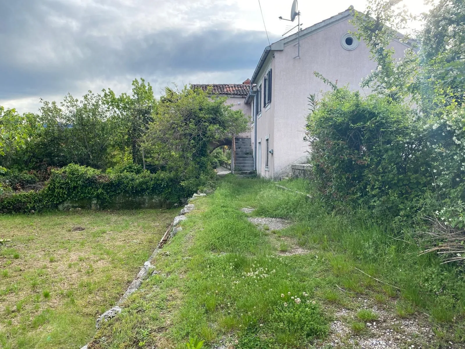 zemljište matulji 695m2, mogućnost izgradnje duplexa, pogled na more - slika 9