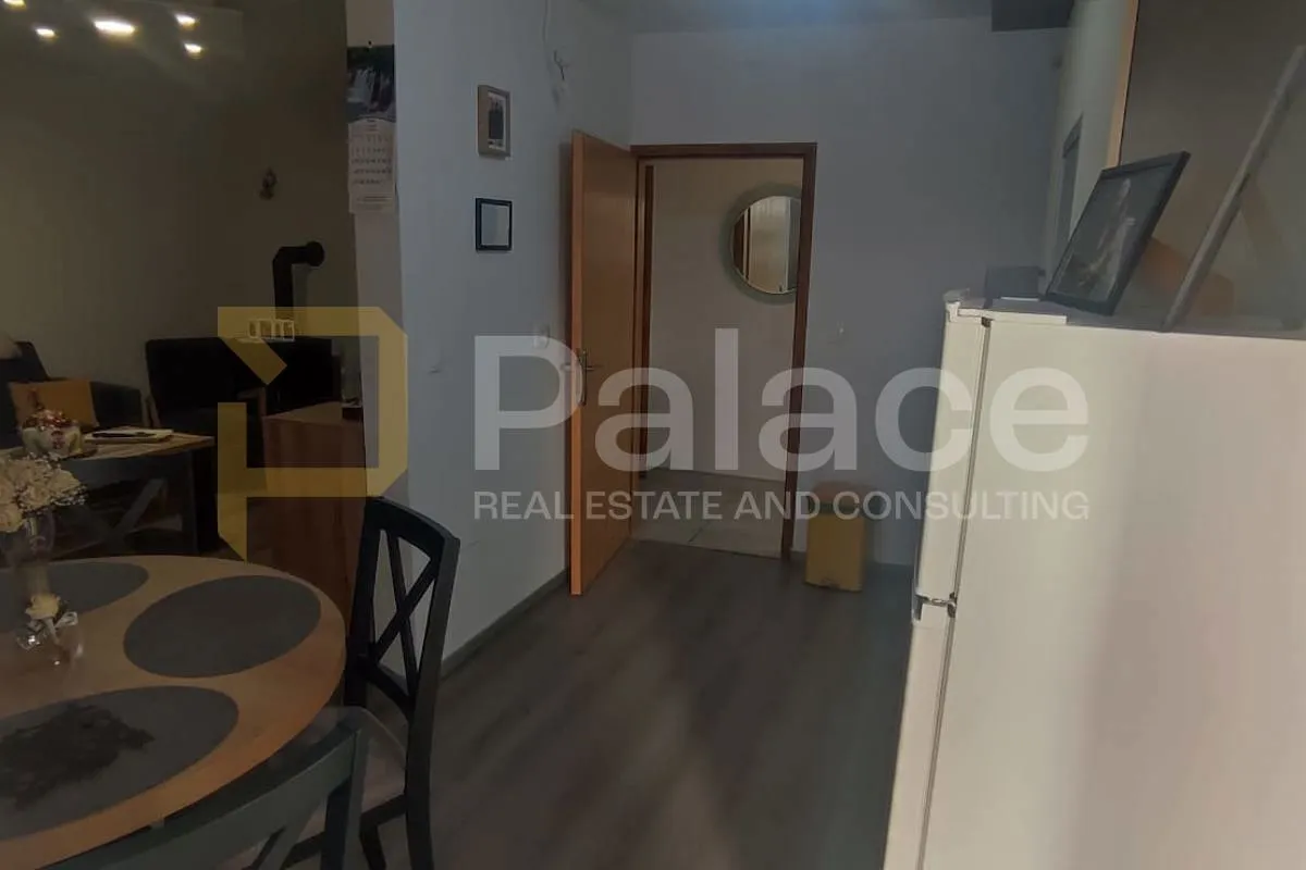urije, stan 53 m² – 3. kat, kompletno renoviran - slika 8