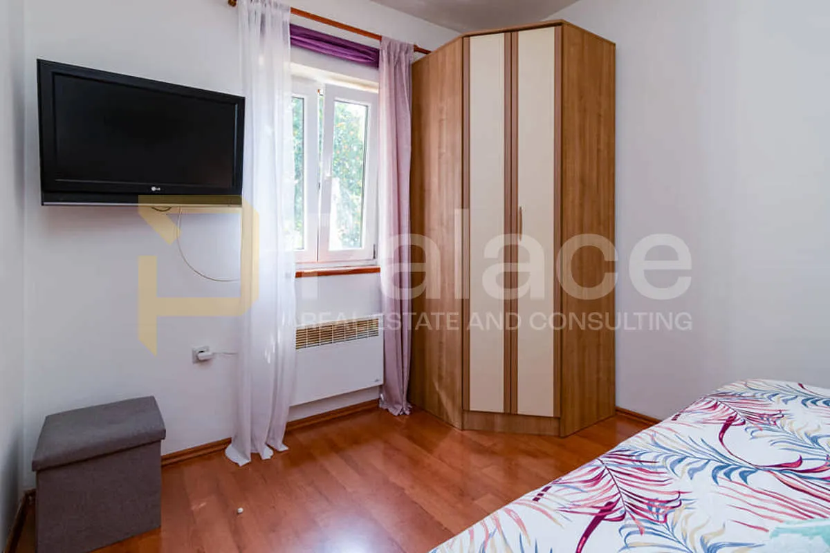 najam! kuća s vrtom i pogledom na more – centar opatije, 55 m² - slika 6