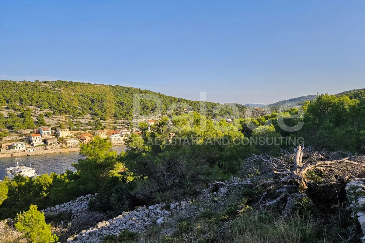 građevinsko zemljište s pogledom na uvalu i more na otoku žirju 720 m2 - slika 5