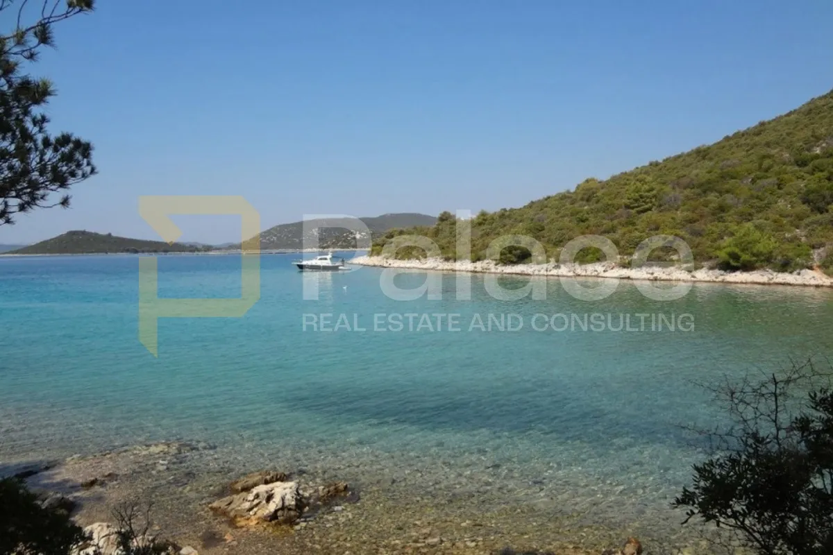 otok ugljan, kukljica zemljište u samom srcu otoka - slika 4