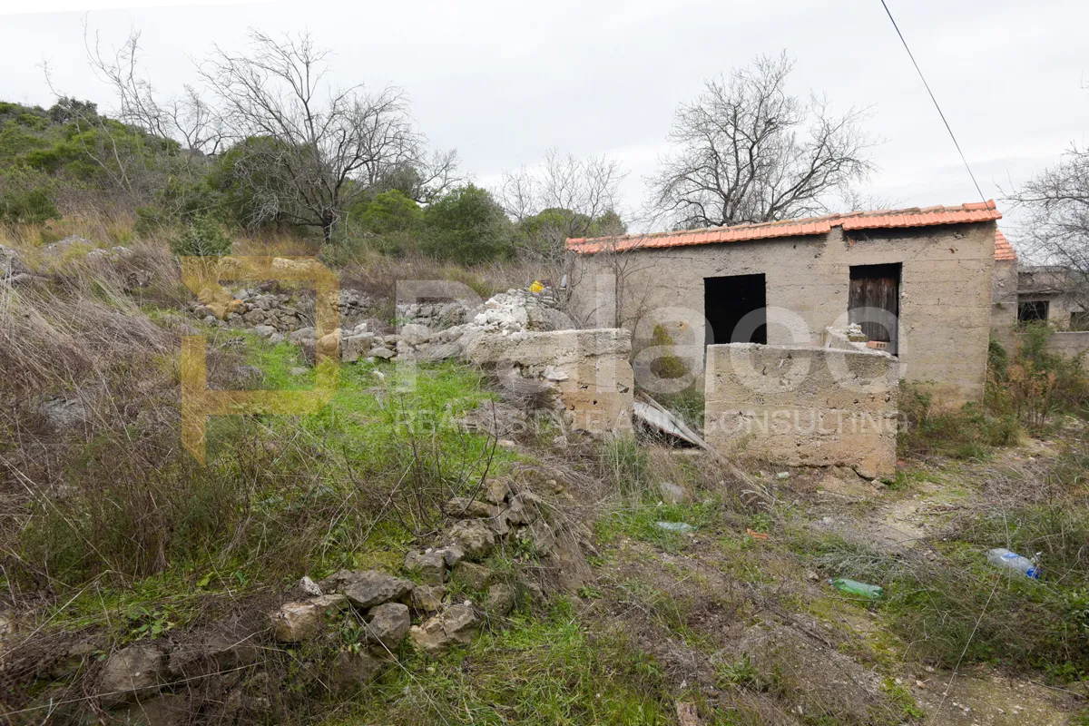 povoljno: kuća za renovaciju s okućnicom, pirovac-kašić 122 m2 - slika 12