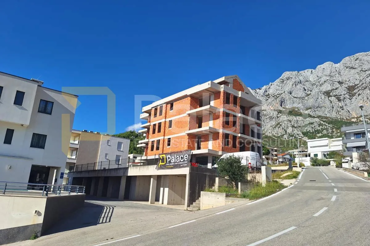 ekskluzivno - stambena zgrada na vrhunskoj lokaciji makarska - slika 2