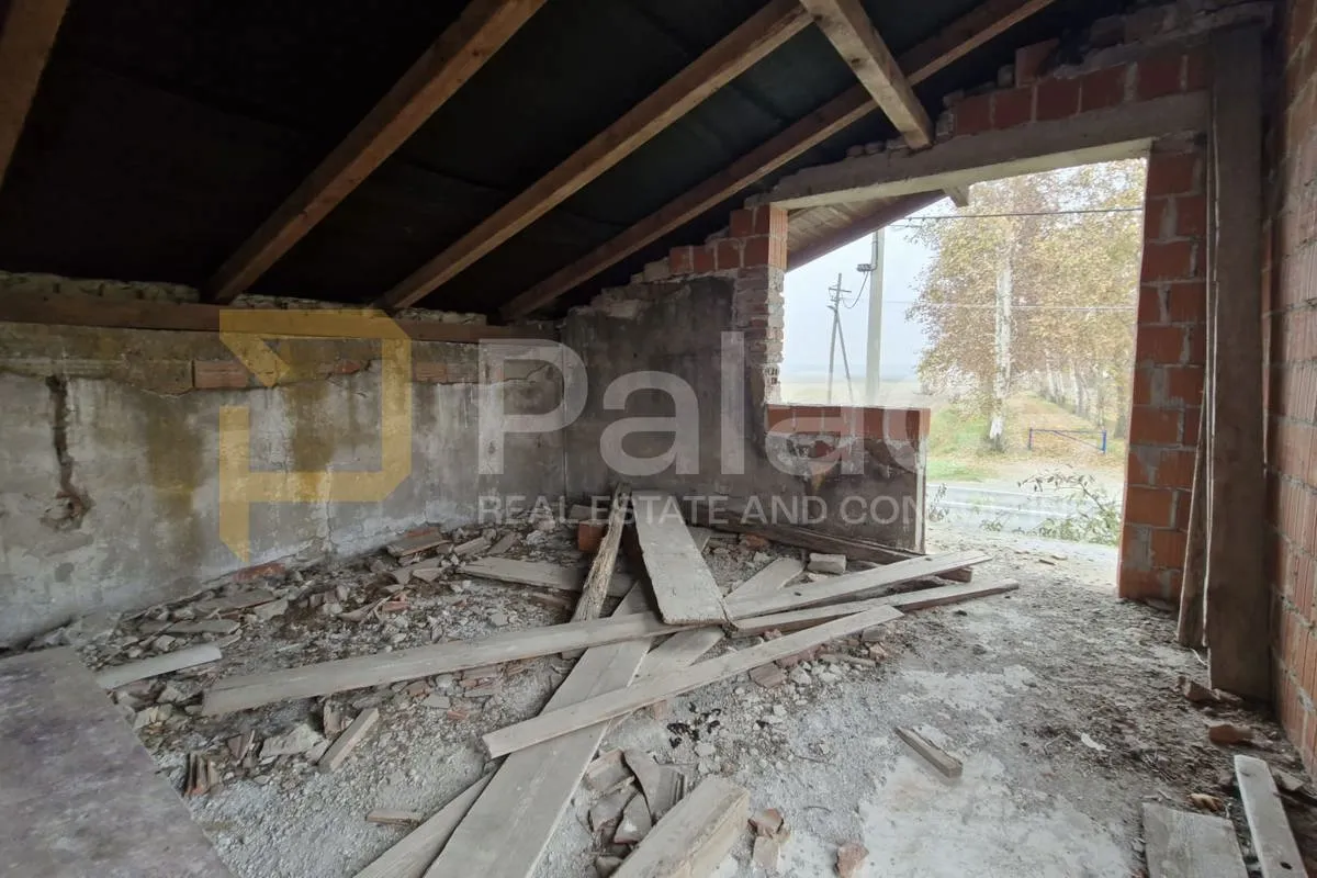 veliko zemljište s roh bau kućom, vuka, 5860 m2 - slika 9