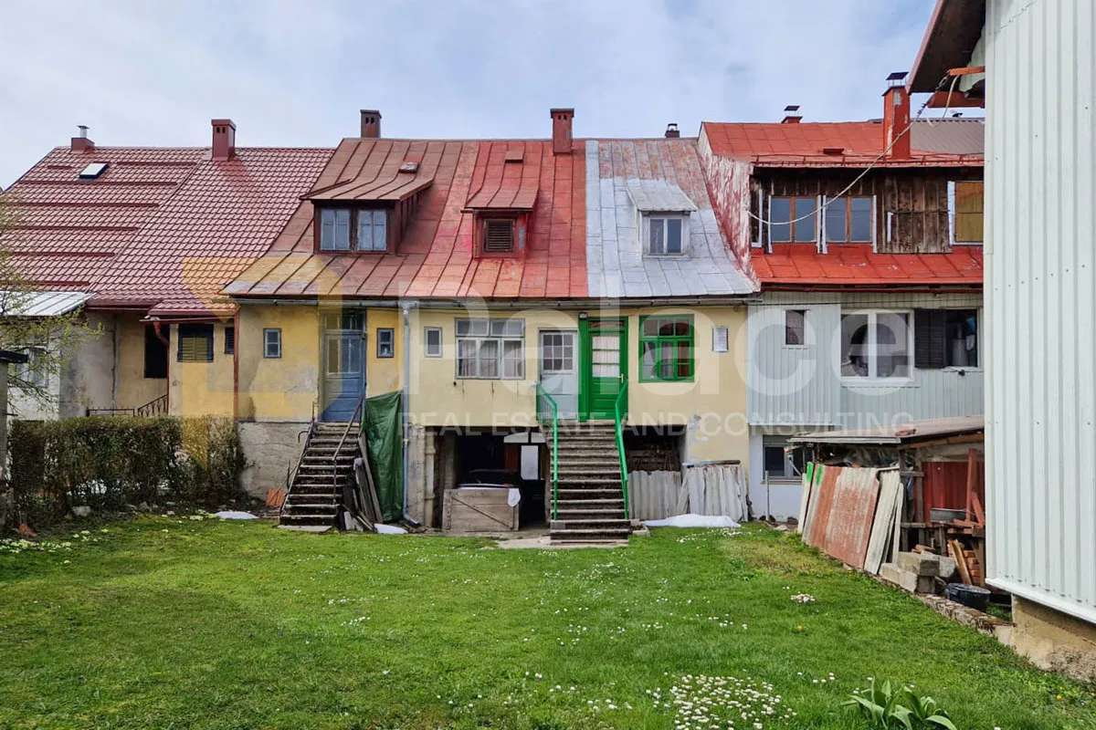 centar delnica – kuća, dvorište i gospodarski objekt, 345 m² - slika 2