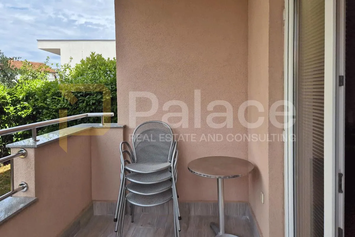 malinska 2s+db s okućnicom 72 m², parkingom i pogledom na more - slika 11