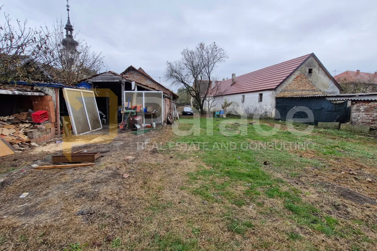 kuća s velikim placem u kopačevu, 2555 m2 - slika 10