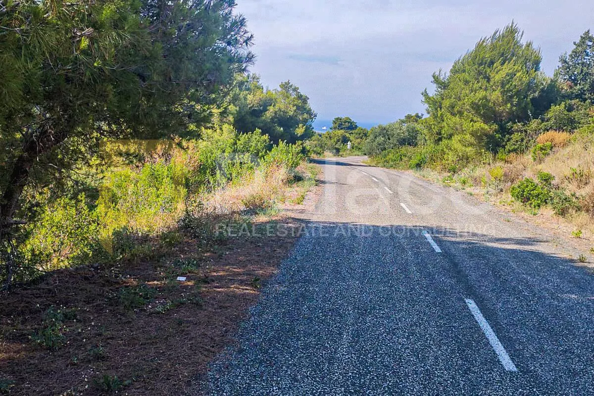 poljoprivredno zemljište na visu, 7127 m2 - slika 7